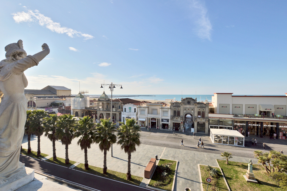 La tua casa a Viareggio, la perla del Tirreno