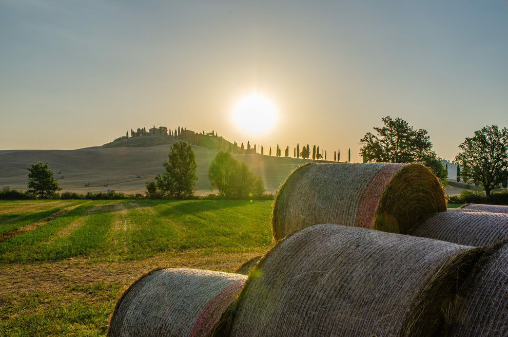 Die Hügel von Siena ein Open-Air-Theater, bezaubernde Ausblicke und prestigeträchtige Villen