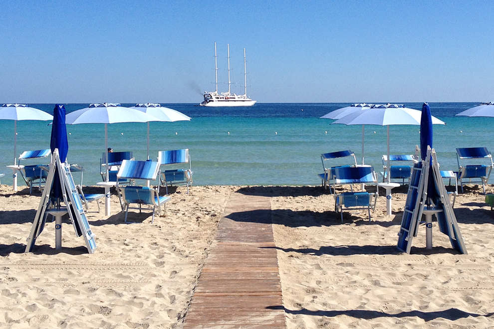 Bathing establishment for sale in Tuscany, in Versilia, a long history of holidays since 1828