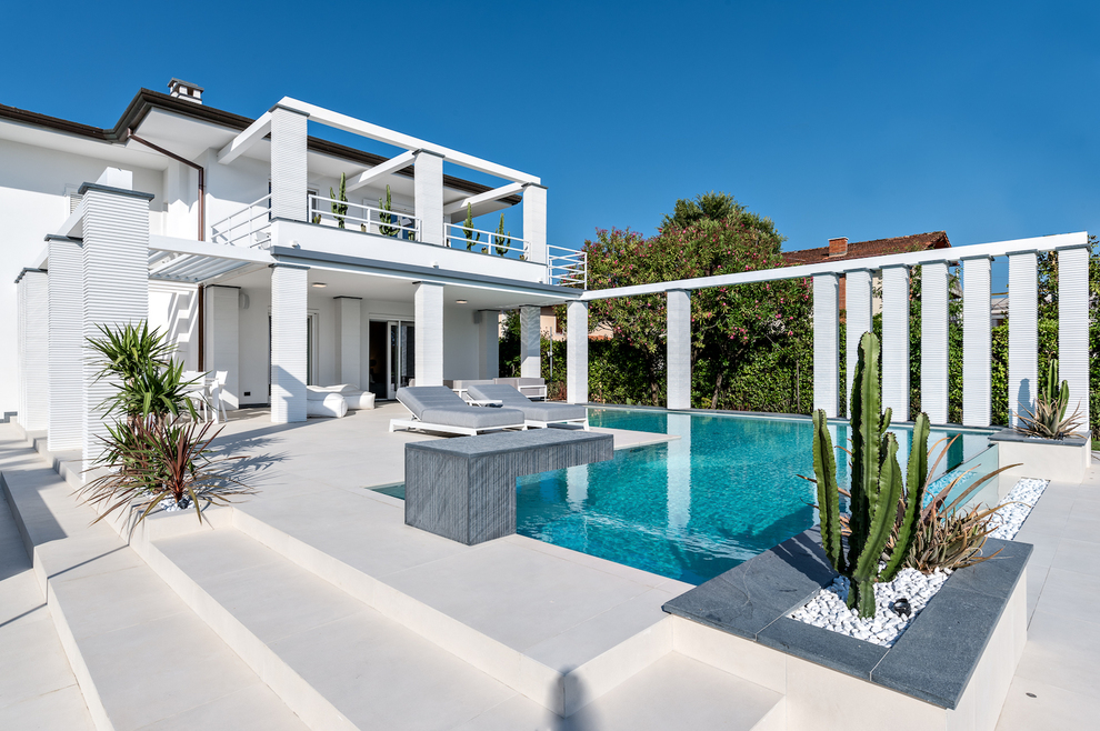 Luxury modern villas for sale in Tuscany Luxury modern villas for sale in Tuscany
