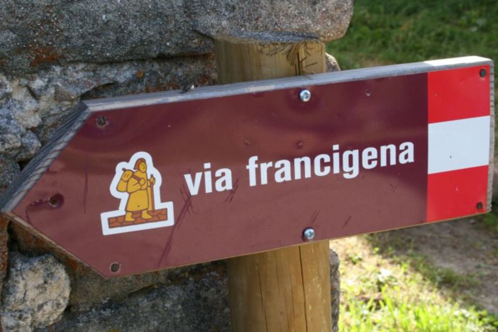 Camaiore, in vendita ville di prestigio lungo la via Francigena