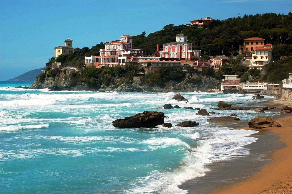 Etruskische Küste, Luxusvillen zum Verkauf eingefügt zwischen Geschichte, Natur und Meer